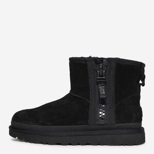 Ugg Women's black classic Suede mini zipper tape logo boots Sz 7